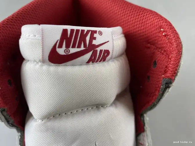 80% Off Sale (2017) Metallic 555088-103 Retro 1 Red Air Jordan 0414